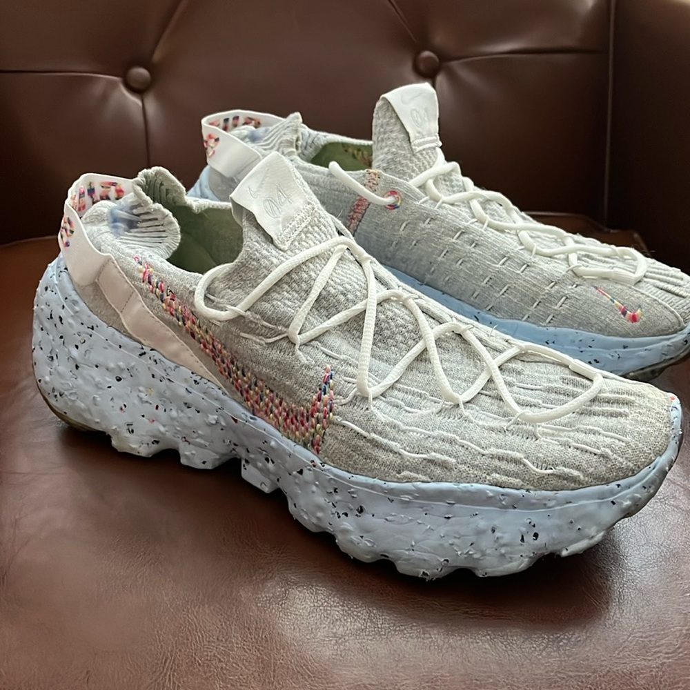 Nike Rainbow Space Hippies